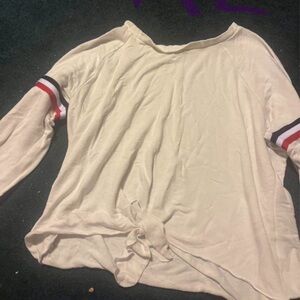 XL long sleeved shirt